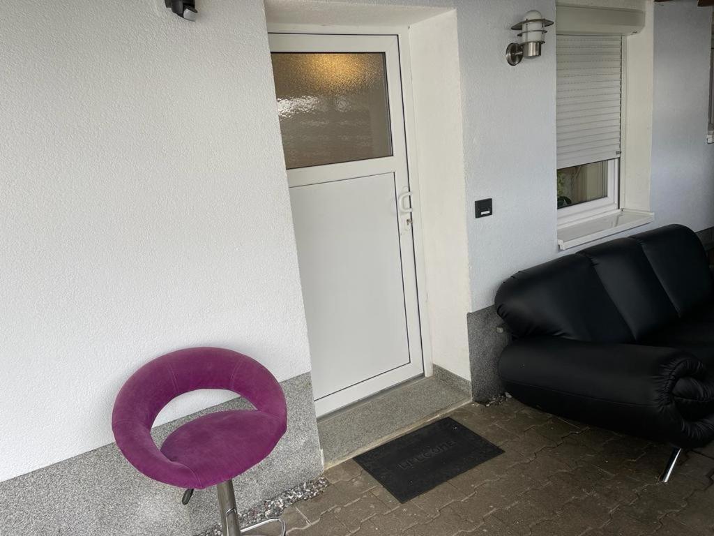 קירכהיים אונטר טק Apisha Apartement מראה חיצוני תמונה